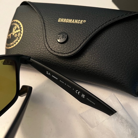 Like New Ray-Ban polarized Chromance mirror lens subglasses - Picture 7 of 8
